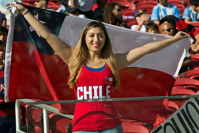 Chile-fan-GettyImages-538436172_master.jpg